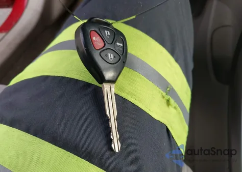 2010 Toyota Corolla Le из США, поврежденный, VIN JTDBU4EE1A9111128